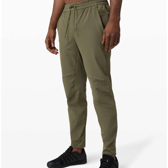 Lululemon License To Train Pant *30" Medium Olive Jogger Men's Size S - Picture 1 of 5